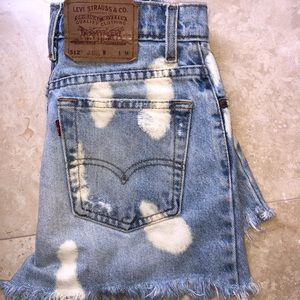 Levi Shorts- 512 slim fit tapered leg, medium